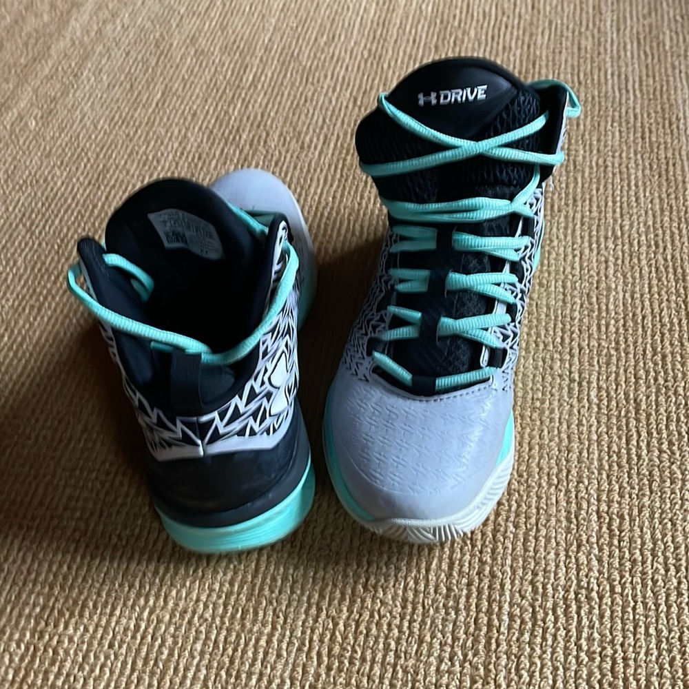 Youth Under Armour Basketball Shoes